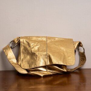 ALLISON BURNS BAG IN GOLD